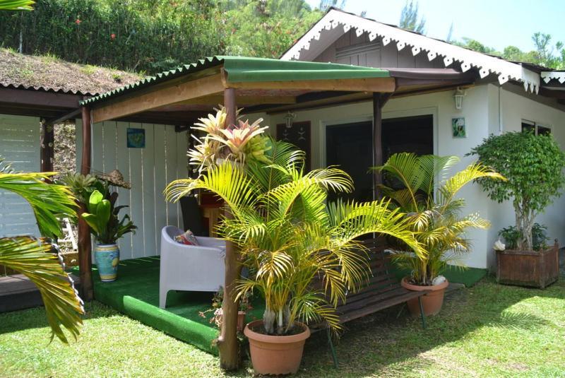 Te Fare Hinahei Apartment Moorea Exterior photo